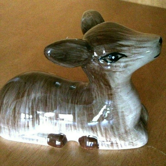 Salt & Pepper Shaker Set Cracker Barrel Ceramic Deer Susan Winget Christmas Gift - Picture 4 of 16